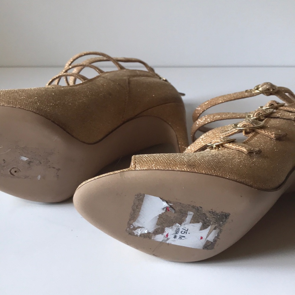 Via Spiga golden heels 7.6 - Picture 4 of 6